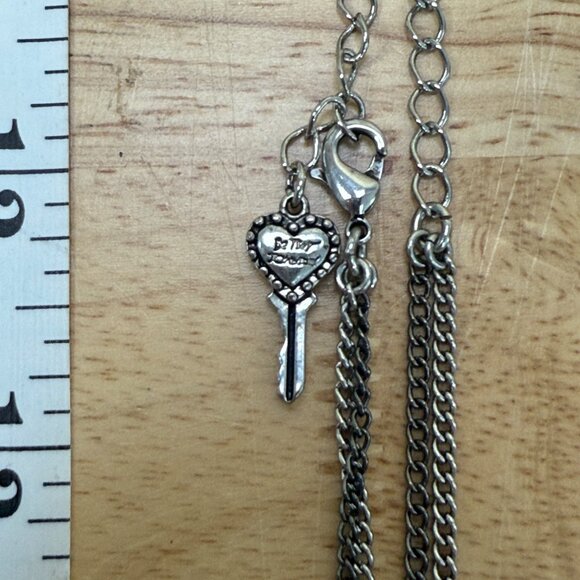 Betsey Johnson Rare Crystal Heart Pendant Necklace W/ Bow & Flower Charm - Picture 9 of 11
